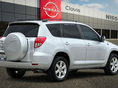 Used 2008 Toyota RAV4 Limited FWD image 3