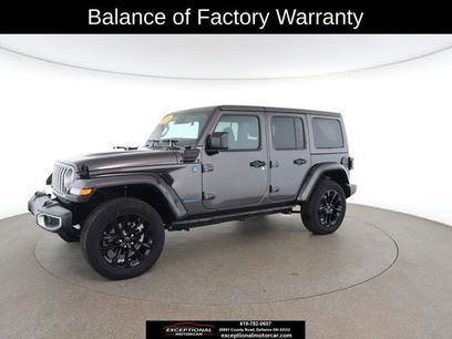 Used 2025 Jeep Wrangler Unlimited Sahara w/ Safety Group