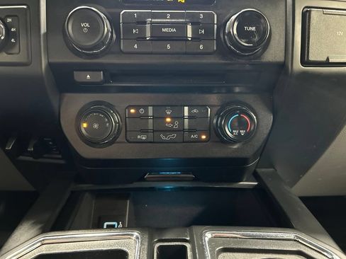 Used 2018 Ford F150 XL w/ Equipment Group 101A Mid AWD/4WD image 23