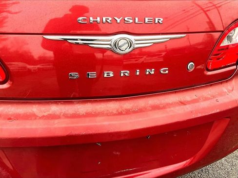 Used 2010 Chrysler Sebring Touring w/ Special Touring Group image 7