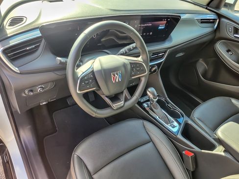 Used 2024 Buick Encore GX Sport Touring image 8