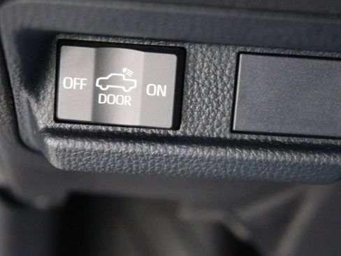 Certified 2024 Toyota Tacoma TRD Off-Road w/ TRD Off Road Premium Package AWD/4WD image 31