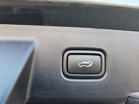 Used 2023 Hyundai Tucson Limited image 13