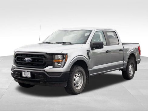 Used 2023 Ford F150 XLT w/ Trailer Tow Package image 3