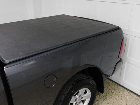 Used 2019 RAM 1500 Express image 23