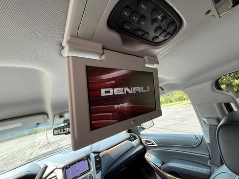 Used 2016 GMC Yukon XL Denali w/ Enhanced Security Package AWD/4WD image 14