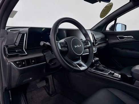Used 2025 Kia Sportage X-Line w/ Premium Package image 9