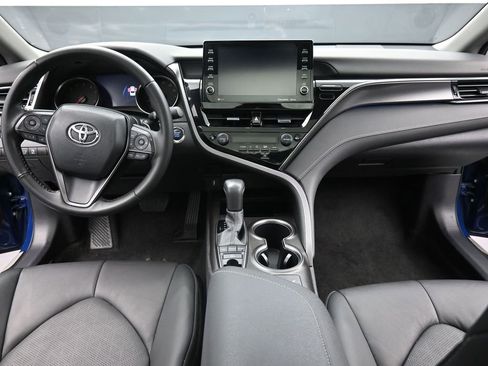Used 2024 Toyota Camry XSE FWD image 14