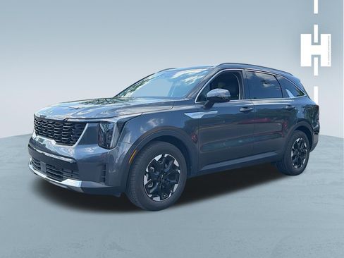 Used 2024 Kia Sorento S w/ Panoramic Sunroof Package FWD image 2