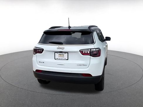 Used 2025 Jeep Compass Limited AWD/4WD image 13