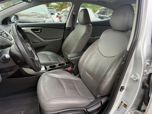 Used 2012 Hyundai Elantra Limited FWD image 10