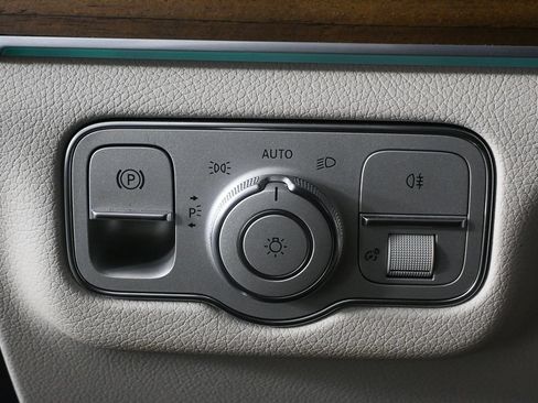 Certified 2023 Mercedes-Benz GLE 350 4MATIC image 9