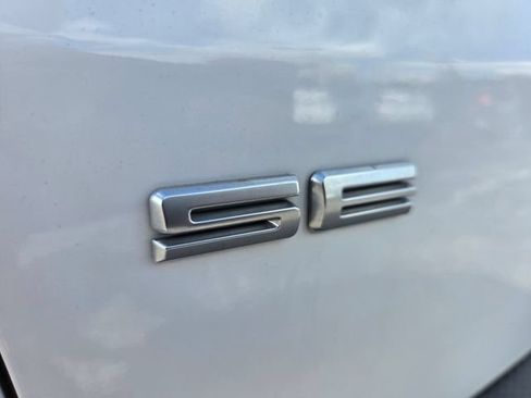 Used 2022 Ford Escape SE FWD image 15