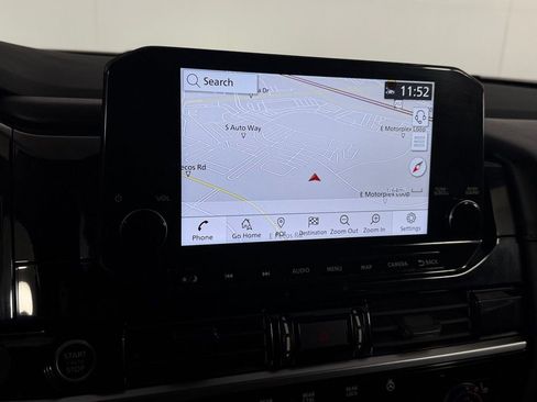 Used 2023 Nissan Pathfinder SL FWD image 15