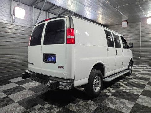 Used 2023 GMC Savana 2500 w/ Driver Convenience Package image 5