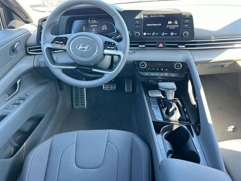 New 2026 Hyundai Elantra SEL Sport image 19