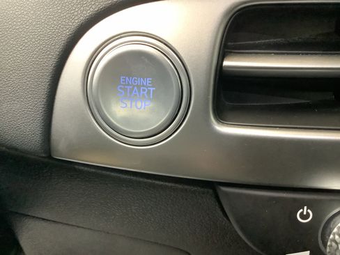 Used 2025 Hyundai Palisade SEL image 18