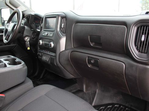 Used 2023 GMC Sierra 3500 Pro w/ Convenience Package AWD/4WD image 18