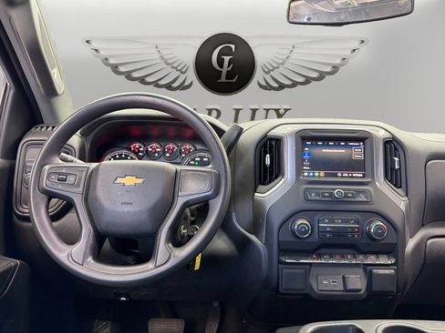 Used 2022 Chevrolet Silverado 1500 Custom RWD image 10