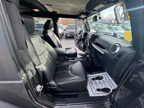 Used 2014 Jeep Wrangler Rubicon w/ Dual Top Group image 16