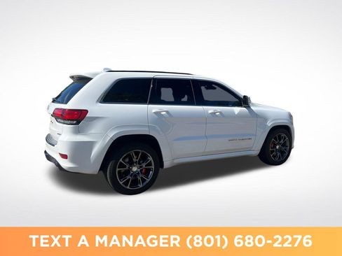 Used 2015 Jeep Grand Cherokee SRT w/ Luxury Group II AWD/4WD image 5