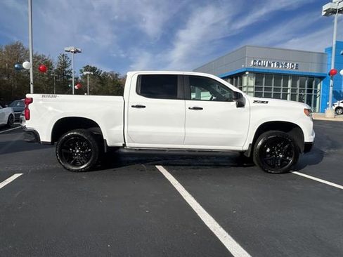 Used 2025 Chevrolet Silverado 1500 LT Trail Boss w/ Convenience Package II image 5