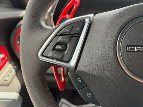 Used 2019 Chevrolet Camaro ZL1 RWD image 9