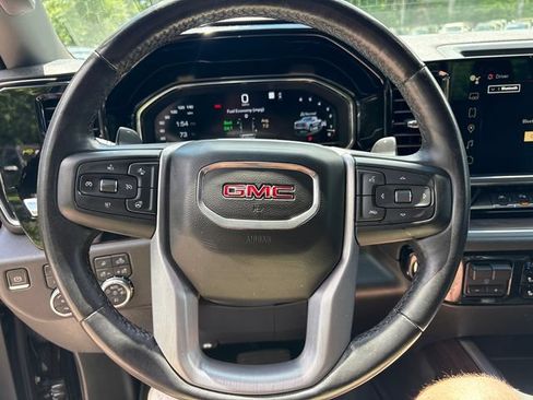 Used 2022 GMC Sierra 1500 SLT w/ SLT Premium Plus Package AWD/4WD image 25