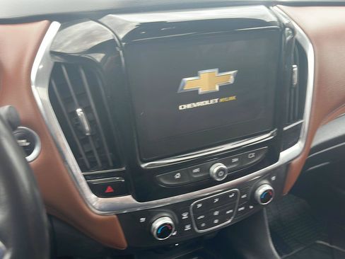 Used 2019 Chevrolet Traverse High Country w/ LPO, Floor Liner Package AWD/4WD image 15