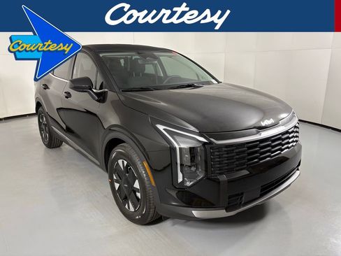 New 2026 Kia Sportage LX image 1