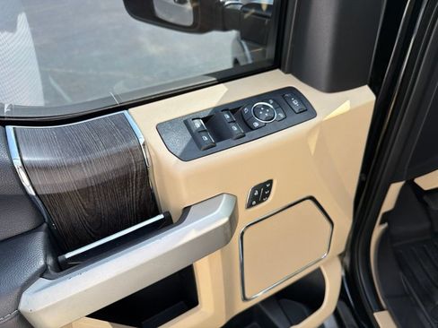 Used 2021 Ford F250 Lariat w/ Chrome Package AWD/4WD image 7