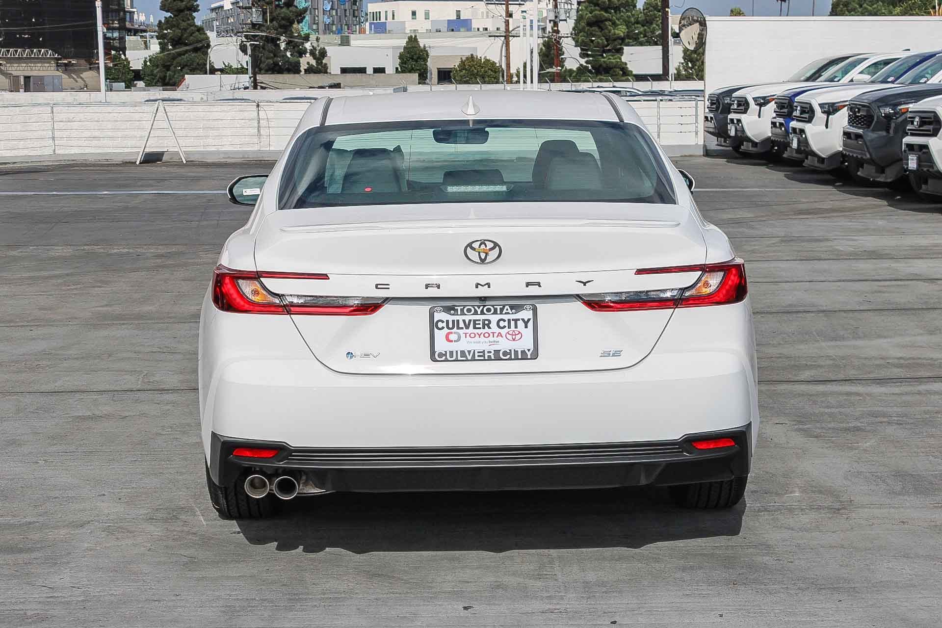 New 2026 Toyota Camry SE FWD image 8