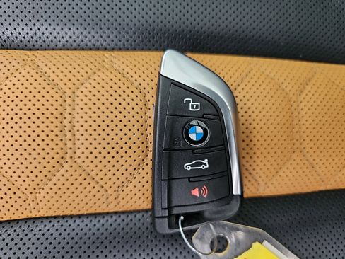 Used 2023 BMW X5 M w/ Competition Package image 37