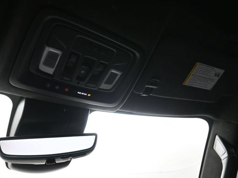 Used 2022 GMC Sierra 1500 AT4X AWD/4WD image 11