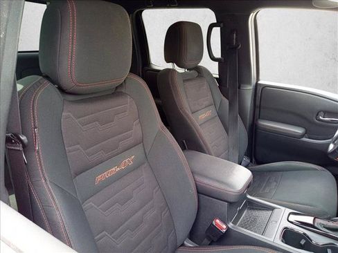 Used 2022 Nissan Frontier PRO-4X AWD/4WD image 15