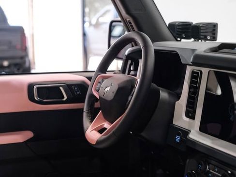 Used 2025 Ford Bronco Heritage Edition image 43