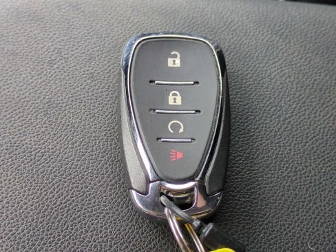 Used 2025 Chevrolet TrailBlazer LT AWD/4WD image 30