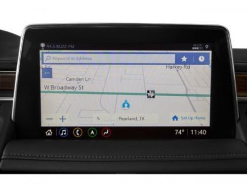 Used 2023 Chevrolet Suburban High Country w/ Premium Package image 16