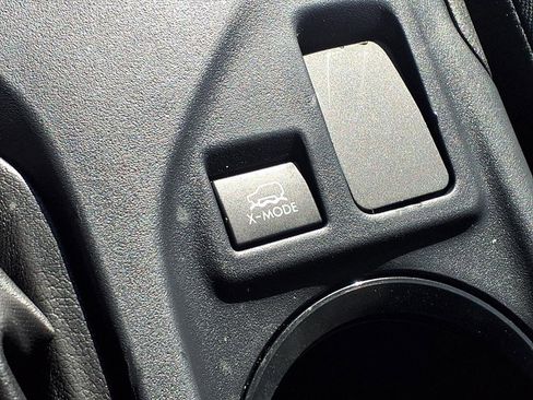 Used 2023 Subaru Crosstrek 2.0i image 17