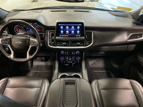 Used 2021 Chevrolet Tahoe Z71 w/ Z71 Signature Package image 11