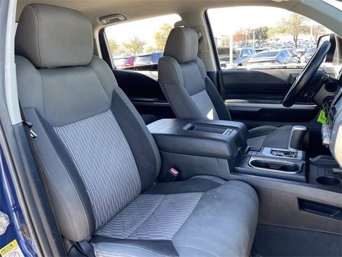 Used 2015 Toyota Tundra SR5 w/ SR5 Upgrade Package image 24