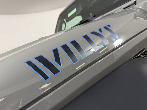 Used 2023 Jeep Wrangler Unlimited AWD/4WD image 37