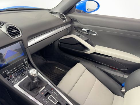 Used 2025 Porsche 718 Boxster S image 25