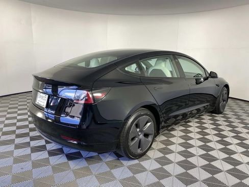 Used 2023 Tesla Model 3 Standard Range RWD image 9