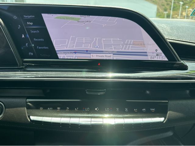 Certified 2022 Cadillac Escalade ESV Sport AWD/4WD image 23