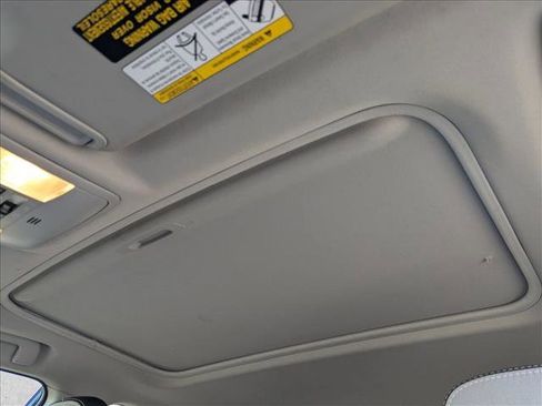 Used 2018 Toyota RAV4 XLE image 14