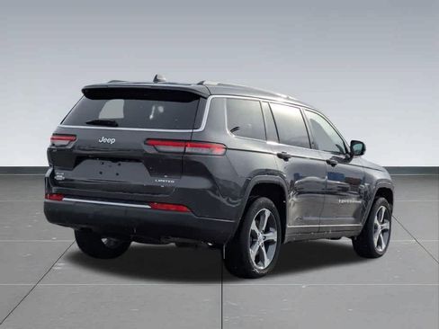 Used 2025 Jeep Grand Cherokee L Limited w/ Trailer Tow Package AWD/4WD image 6