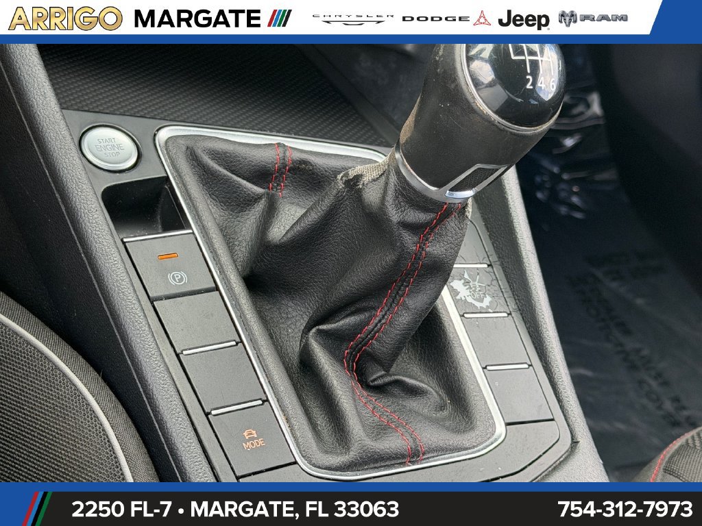 Used 2019 Volkswagen Jetta GLI FWD image 25