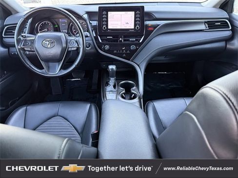 Used 2023 Toyota Camry SE w/ Convenience Package image 11