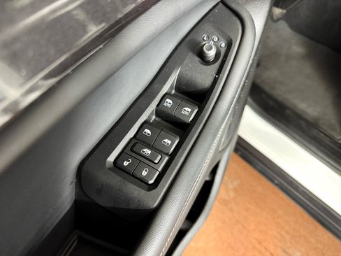 Used 2022 Jeep Grand Cherokee Altitude image 16